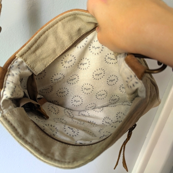 Myra Leather Western Crossbody Bag Cowhide Floral Print - Picture 4 of 12